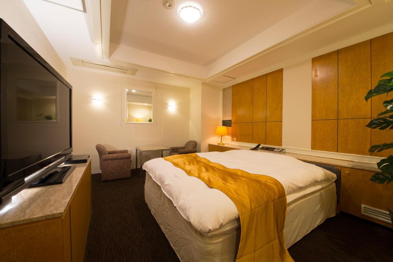 Hotel Beni East (Adults Only) Oszaka Kültér fotó